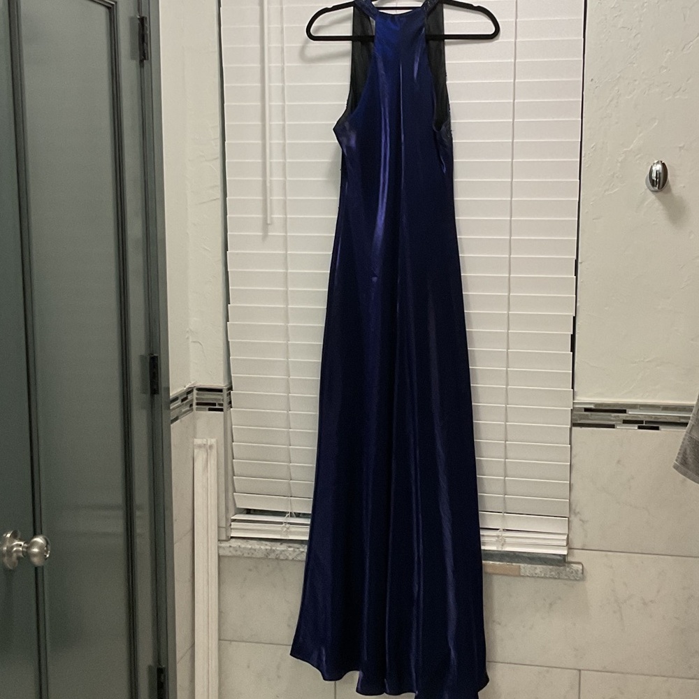 90’s Cachet deep purple iridescent Beaded V-Neck Evening Gown - Picture 4 of 9